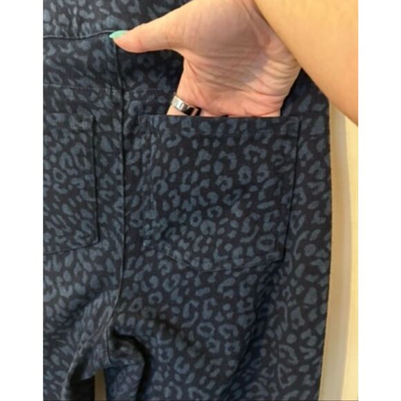 Spanx Blue Black Leopard Cheetah Print Skinny Jegging Slimming Jean Pants Sz M - Picture 9 of 11